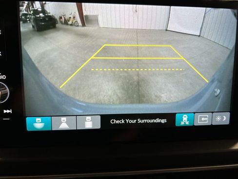 New 2025 Honda Pilot Touring image 32