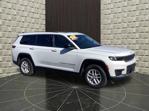 Certified 2023 Jeep Grand Cherokee L Laredo w/ Luxury Tech Group I AWD/4WD image 2