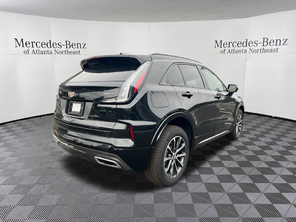 Used 2025 Cadillac XT4 Sport FWD image 7