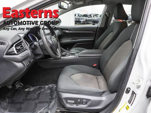 Used 2023 Toyota Camry LE w/ Convenience Package image 14