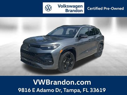 Certified 2025 Volkswagen Tiguan SE R-Line