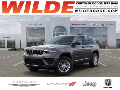New 2026 Jeep Grand Cherokee Laredo X AWD/4WD image 1