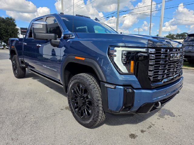 Used 2024 Chevrolet Silverado 2500 LTZ w/ LTZ Plus Package AWD/4WD image 7
