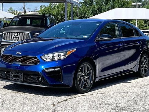 Used 2021 Kia Forte GT-Line FWD image 2