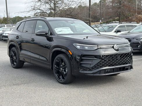 New 2026 Volkswagen Tiguan SE R-Line image 7