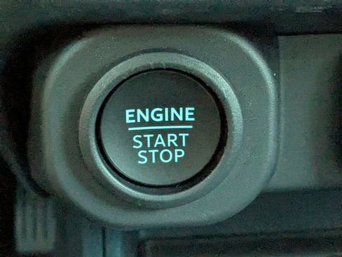 Used 2022 Ford F350 Lariat w/ Tremor Off-Road Package image 36