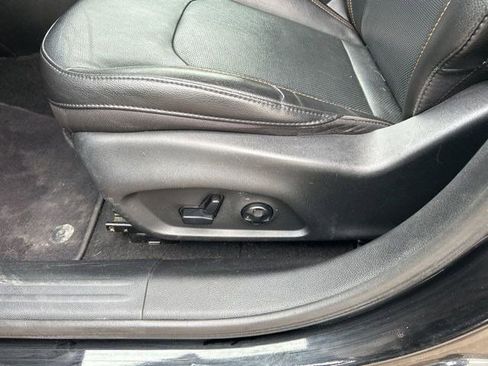 Used 2020 Jeep Compass Limited image 14