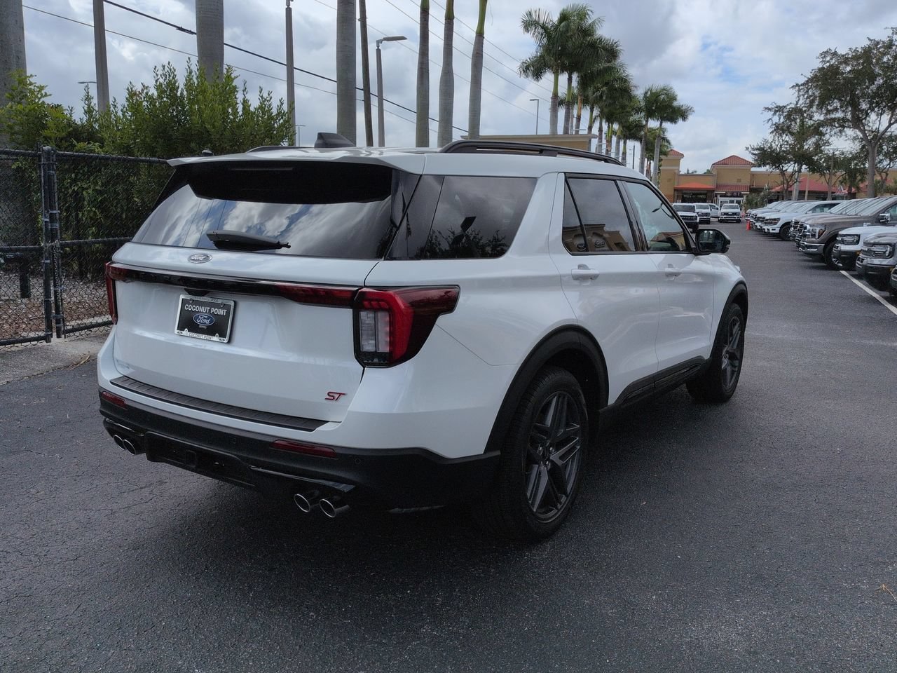 New 2026 Ford Explorer ST w/ Sun And Sound Package AWD/4WD image 4