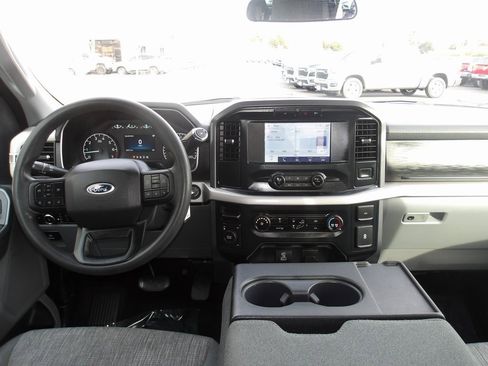 Used 2023 Ford F150 XLT image 16