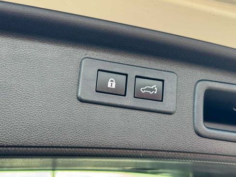 Used 2020 Subaru Forester Touring AWD/4WD image 14