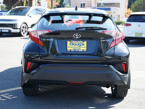 Used 2022 Toyota C-HR Limited image 8