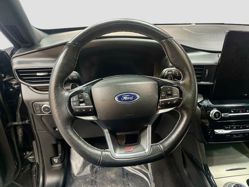 Used 2022 Ford Explorer ST w/ Equipment Group 401A image 11