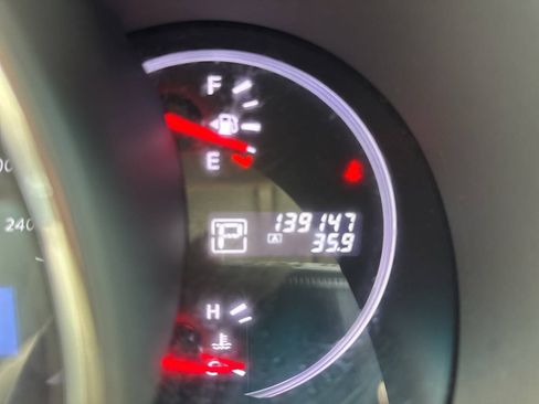 Used 2012 Nissan Murano SV AWD/4WD image 32