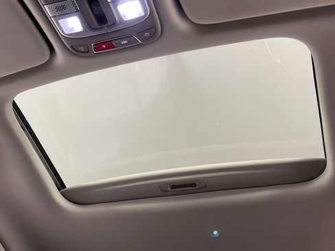 Certified 2023 Kia Telluride EX w/ EX Captain's Chair Package image 22