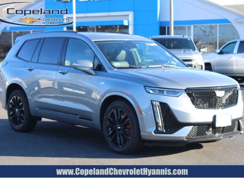 Used 2024 Cadillac XT6 Sport w/ LPO, ONYX Package image 1