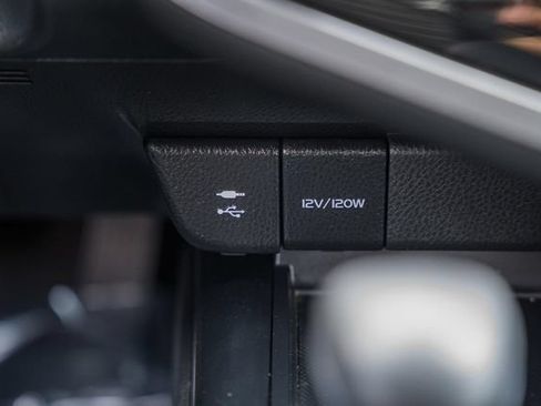 Used 2019 Toyota Camry SE FWD image 20