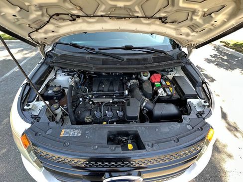 Used 2015 Ford Explorer 4WD Police Interceptor w/ Interior Upgrade Package image 40