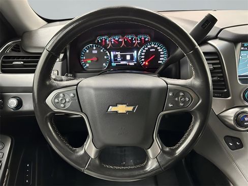 Used 2019 Chevrolet Tahoe LT image 12