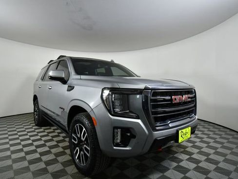 Used 2023 GMC Yukon AT4 w/ AT4 Premium Package image 8