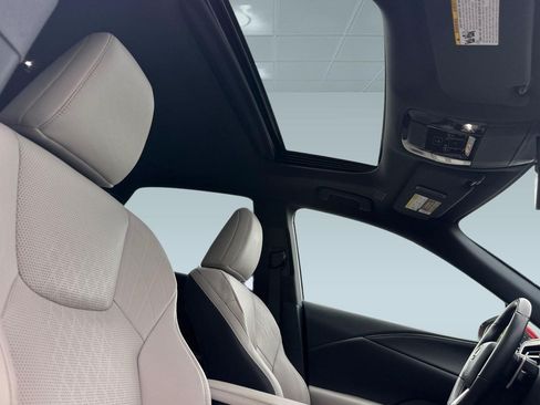 Certified 2024 Lexus RX 350 Premium Plus w/ Cold Area Package FWD image 24