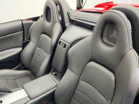 Used 2005 Honda S2000 image 24