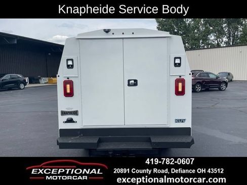 Used 2020 Chevrolet Express 3500 w/ Power Convenience Package RWD image 16