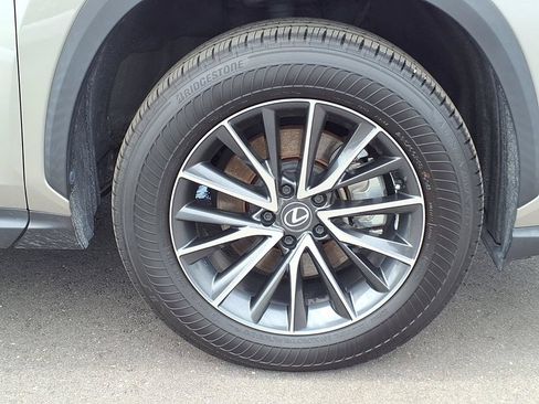 Used 2024 Lexus NX 250 FWD image 11