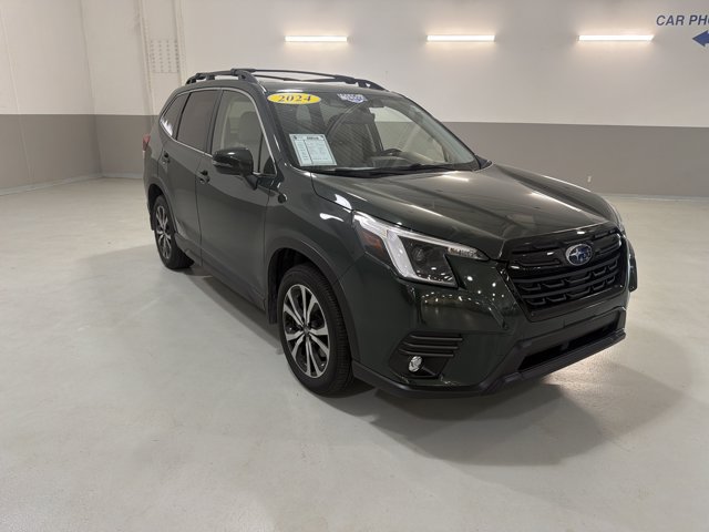 Used 2024 Subaru Forester Limited AWD/4WD image 4