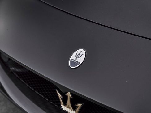 Used 2024 Maserati MC20 Coupe image 9