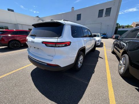 Used 2021 Jeep Grand Cherokee L Limited AWD/4WD image 6