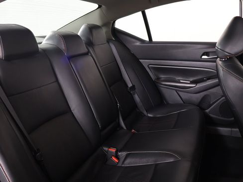 Used 2024 Nissan Altima 2.5 SR w/ SR Premium Package image 34