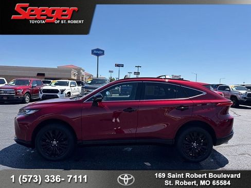 Used 2023 Toyota Venza Nightshade AWD/4WD image 5