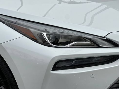 New 2026 Toyota Mirai RWD image 31