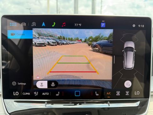 New 2025 Volkswagen Tiguan SE image 14