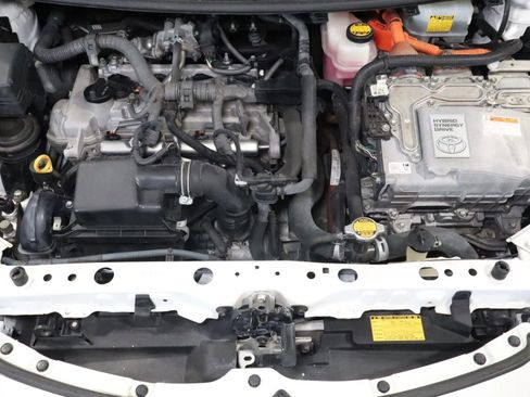 Used 2015 Toyota Prius C One image 25