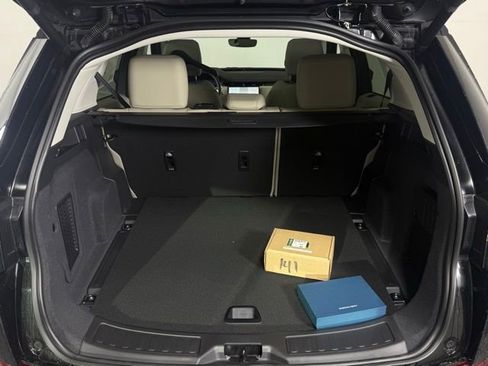 New 2025 Land Rover Discovery Sport S image 17