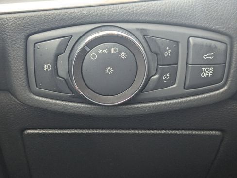 Used 2019 Ford Edge Titanium w/ Equipment Group 301A image 34