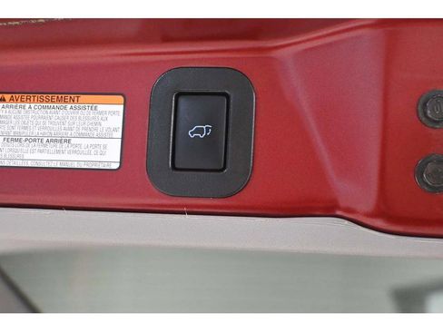 Used 2018 Toyota Sienna XLE w/ XLE Navigation Package image 26