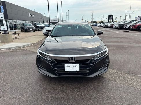 Used 2018 Honda Accord EX image 2