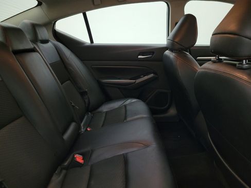 Used 2024 Nissan Altima 2.5 SR FWD image 19