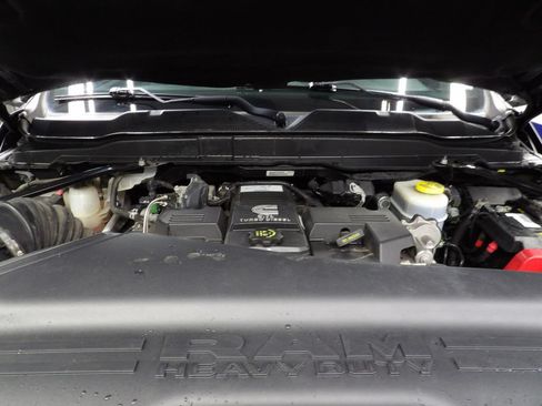 Used 2021 RAM 2500 Laramie w/ Safety Group AWD/4WD image 28