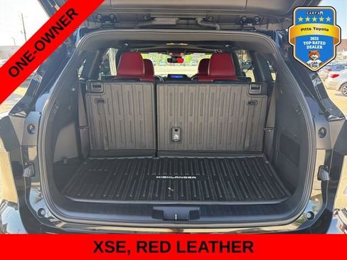 Used 2023 Toyota Highlander XSE image 15