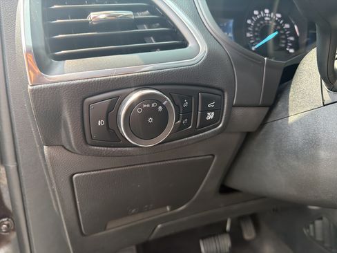 Used 2024 Ford Edge Titanium AWD/4WD image 31