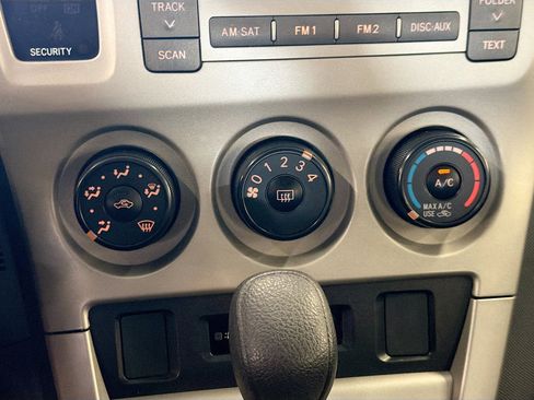 Used 2009 Toyota Matrix FWD image 22