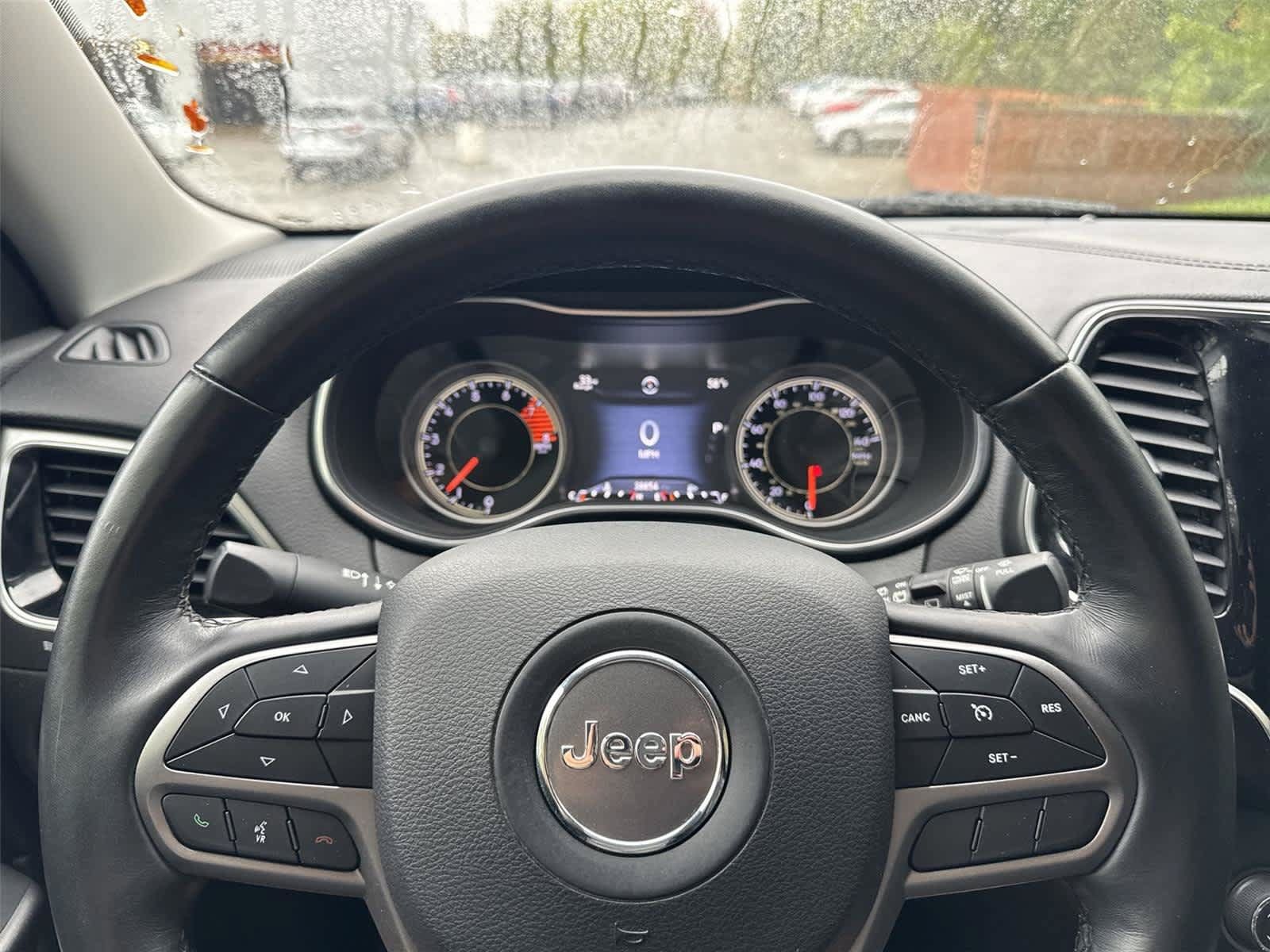 Used 2019 Jeep Cherokee Limited AWD/4WD image 18