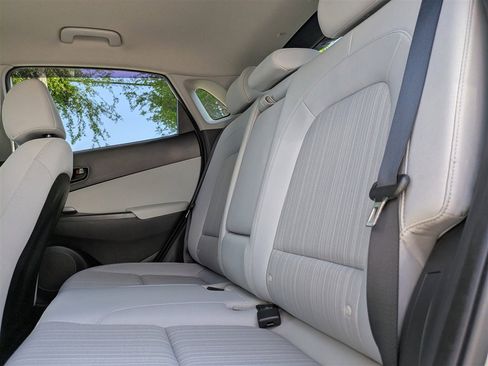 Used 2023 Hyundai Kona SEL image 14