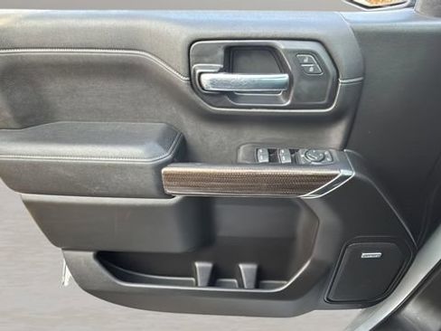 Used 2020 Chevrolet Silverado 1500 LT Trail Boss image 17