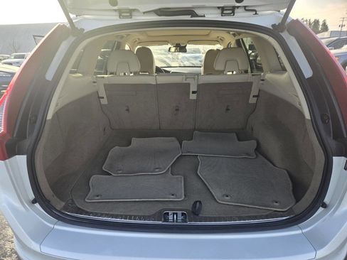 Used 2015 Volvo XC60 T6 image 33