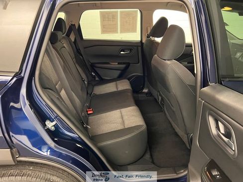 Used 2025 Nissan Rogue SV AWD/4WD image 33