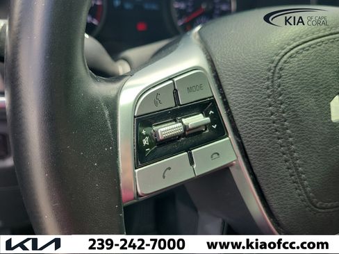 Used 2022 Kia Telluride S FWD image 25